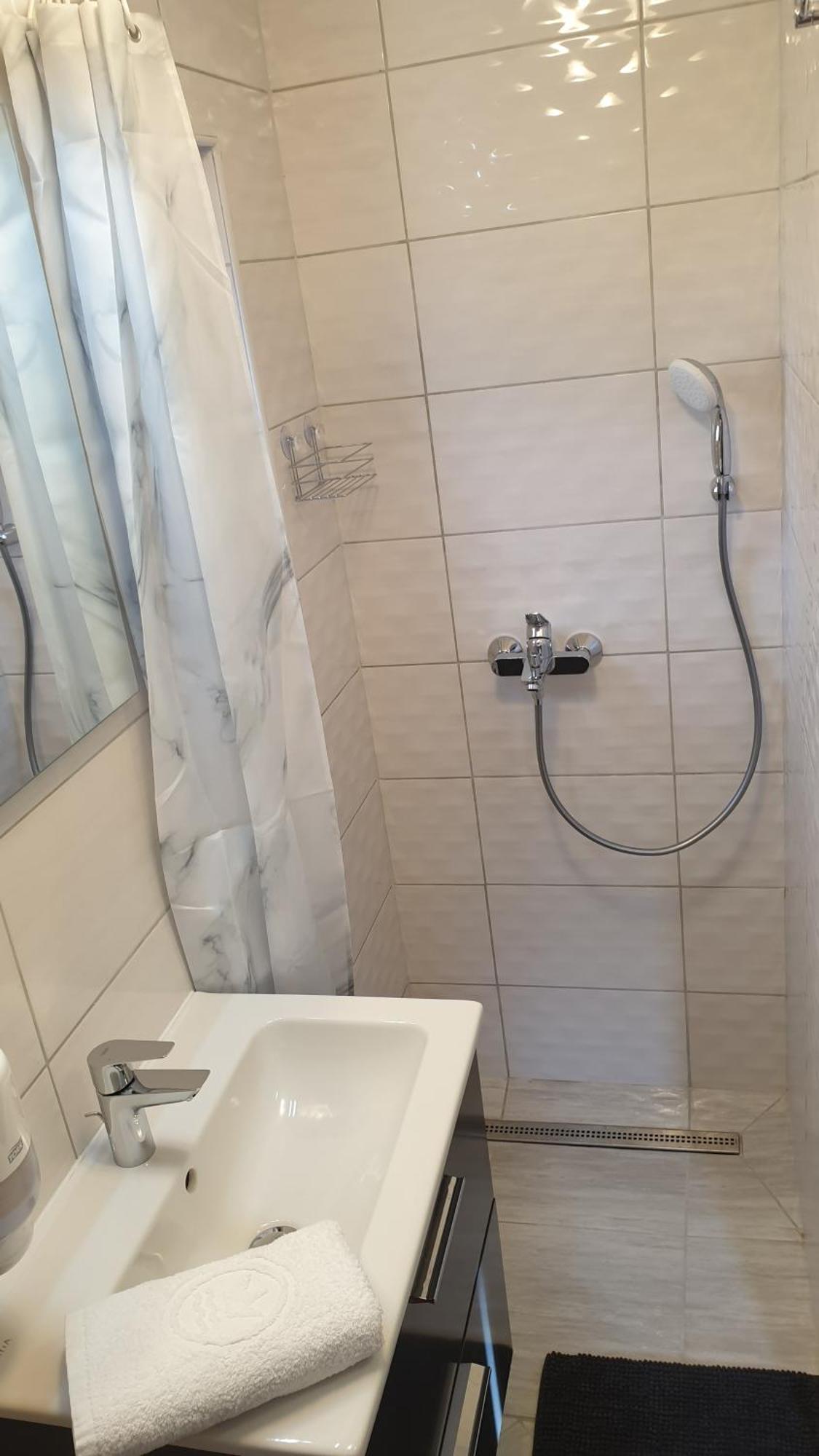 Sarreti Apartmanhaz Balatonfüred Kültér fotó